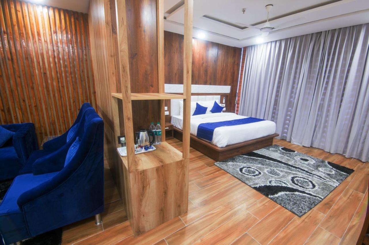 דרמסאלה Shivaay Morex- A Vegetarian Hotel מראה חיצוני תמונה